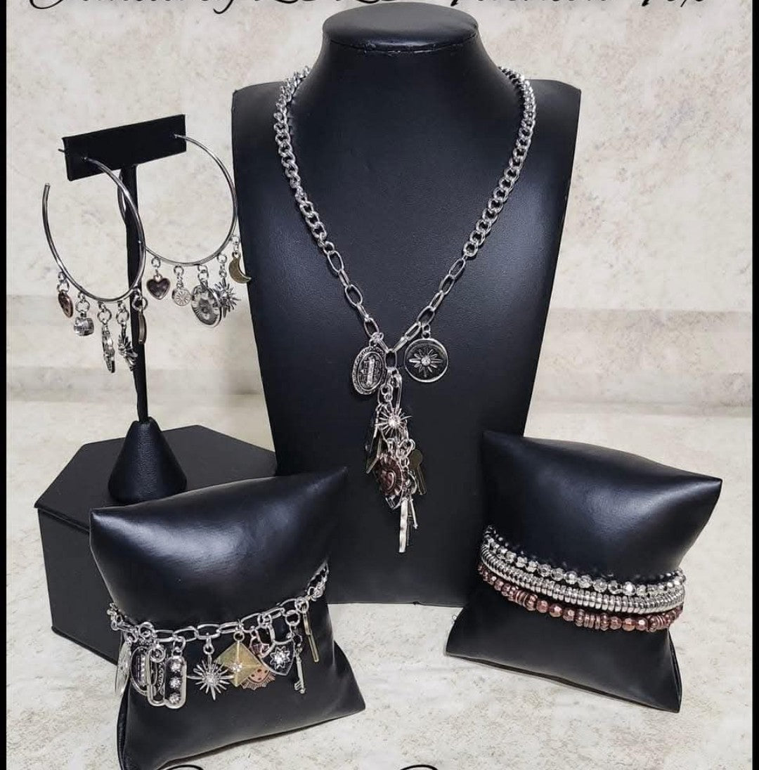 Exclusive Fashion Fix sets